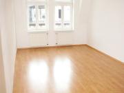 Sanierte Altbauwohnung im Dachgeschoss in ruhiger...