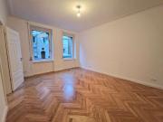 Sanierte Altbauwohnung mit großzügiger Terrasse und...