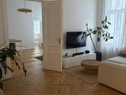 Sanierte Altbauwohnung mitten im 7. Bezirk Sanierte Altbauwohnung mitten im 7. Bezirk