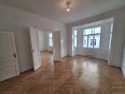 Sanierte Altbauwohnung Nahe Alois Drasche Park in...