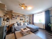 Sanierte, großzügige 4 Zimmer Wohnung mit Garten, Garage...