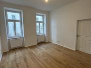 Sanierte, helle, perfekt geschnittene 2 Zimmer Wohnung...