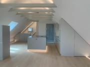 Sanierte Studiowohnung im Dachgeschoss