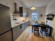 Sanierte, WG geeignete Wohnung mit hochwertiger...