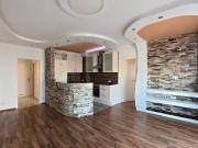 Sanierte Wohnung in Haid mit perfekter Anbindung – ideal...