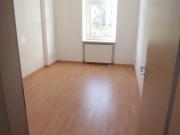 Sanierte Wohnung mit Balkon im Stadtteil Schleußig !