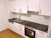 Sonnige 2 ZIMMER Wohnung, neuwertige Einbauküche,...