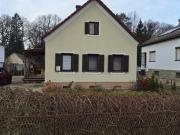 Sanierter burgenländischer Streckhof mit Garten in...