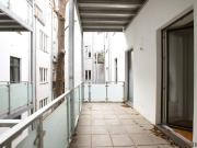 Sanierter STILALTBAU mit BALKON in RUHELAGE | Ca. 2 Min....