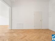 Sanierter Stilaltbau mit exklusivem Dachaubau Wohnen...