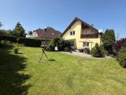 Saniertes Ein Zweifamilienhaus in absolut ruhiger Lage...