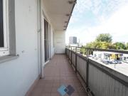 Sanierungsbedrüftige 2 Zimmerwohnung mit Loggia nahe...