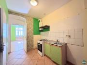 Altbauwohnung mit Potenzial im EG – 1 Zimmer,...