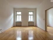 Sanierungsbedürftige 2,5 Zimmer Altbauwohnung + Nähe...