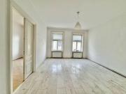 SANIERUNGSBEDÜRFTIGE 2,5 ZIMMER STILALTBAU NAHE U4...
