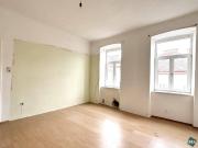 Sanierungsbedürftige 2 Zimmer Altbauwohnung in guter...