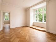 Sanierungsbedürftige 3 Zimmer Altbauwohnung in...