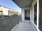 sanierungsbedürftige 3 Zimmer Wohnung mit Loggia | Nähe...