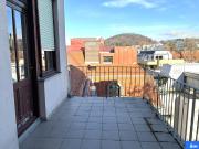 Sanierungsbedürftige 6 Zimmer Wohnung