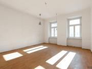 Sanierungsbedürftige Altbauwohnung mit baubewilligtem...