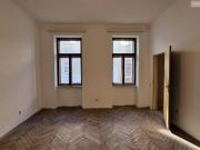 Sanierungsbedürftige Altbauwohnung Nähe U3...