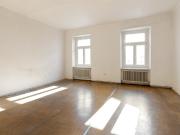 Sanierungsbedürftige Altbauwohnung | Südwestseitig...