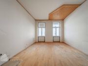 Sanierungsbedürftige Garconniere in ruhiger Lage des 9....