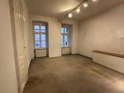 Sanierungsbedürftiger Altbau Eigentum im 9 Bezirk