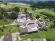 Sanierungsbedürftiger Bauernhof mit Hobby Autowerkstatt...