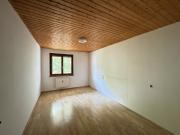 Sanierungsbedürftiger Singel oder Pärchenhit in Ruhelage...