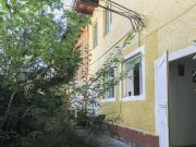 Sanierungsbedürftiges Innenhof MFH mit 2 Wohneinheiten,...
