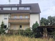 Sanierungsbedürftiges Mehrfamilienhaus in ruhiger Lage...