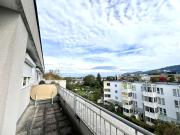 Sanierungsbedürftiges Penthouse auf zwei Etagen mit...