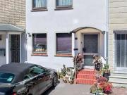 Sanierungsbedürftiges Reihenhaus in ruhiger Lage
