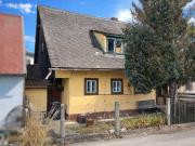 Sanierungsbedürftiges Wohnhaus nahe dem Stadtzentrum von...