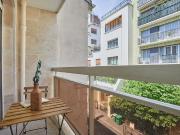 Sanoa 3 bedrooms and balcony in Muette / Passy, Paris...