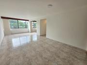 Santa Barbara Hermoso e Iluminado Apartamento con Balcón