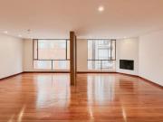 Santa Barbara Magnifico Apartamento Iluminado con Estudio