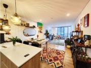 Santa Barbara Moderno Apartamento Iluminado con Balcón