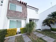 SANTA FE JURIQUILLA CASA EN RENTA 3 RECÁMARAS $18,500 MXN