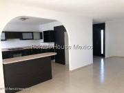 Santa Fe Juriquilla VENTA. Casa con amenidades y 3 recámaras