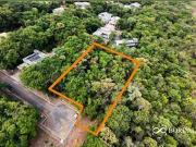 Santa Mônica Terreno em Condomínio Santa Mônica Escriturado