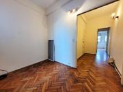 Sarandi al 200. Depto 2 ambientes en alquiler en...