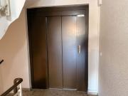 Sarstedt: 2 Zimmer Wohnung mit Aufzug, Balkon und...