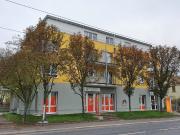 Schick sanierte 2 Zimmer Wohnung mit zwei Balkonen