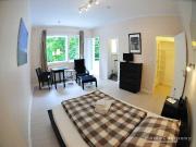 Schicke 1 Zimmer Wohnung mit Balkon in Berlin, möbliert