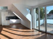 Schicke Dachgeschoß Wohnung in Traumlage, 75m2