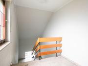 Schicke Dachgeschosswohnung mit Gartennutzung und EBK in...