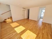 SCHICKE PÄRCHENWOHNUNG MIT DACHTERRASSE IN DER...
