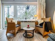 Schicke Wohnung, geschmackvoll ausgestattet, mit Balkon...
